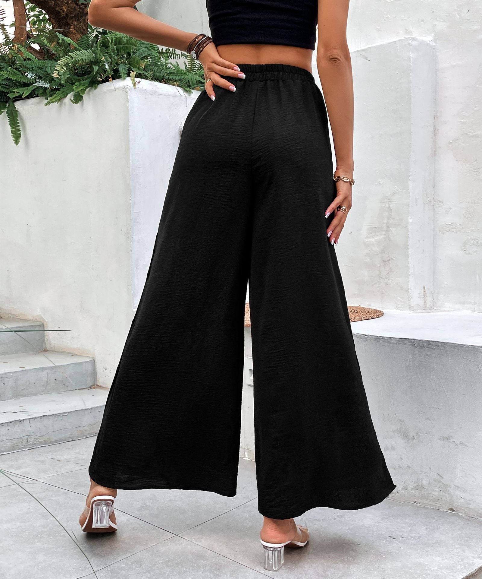 Women Loose Fit Mid-Rise Easy Wash Pleated Culottes Trousers