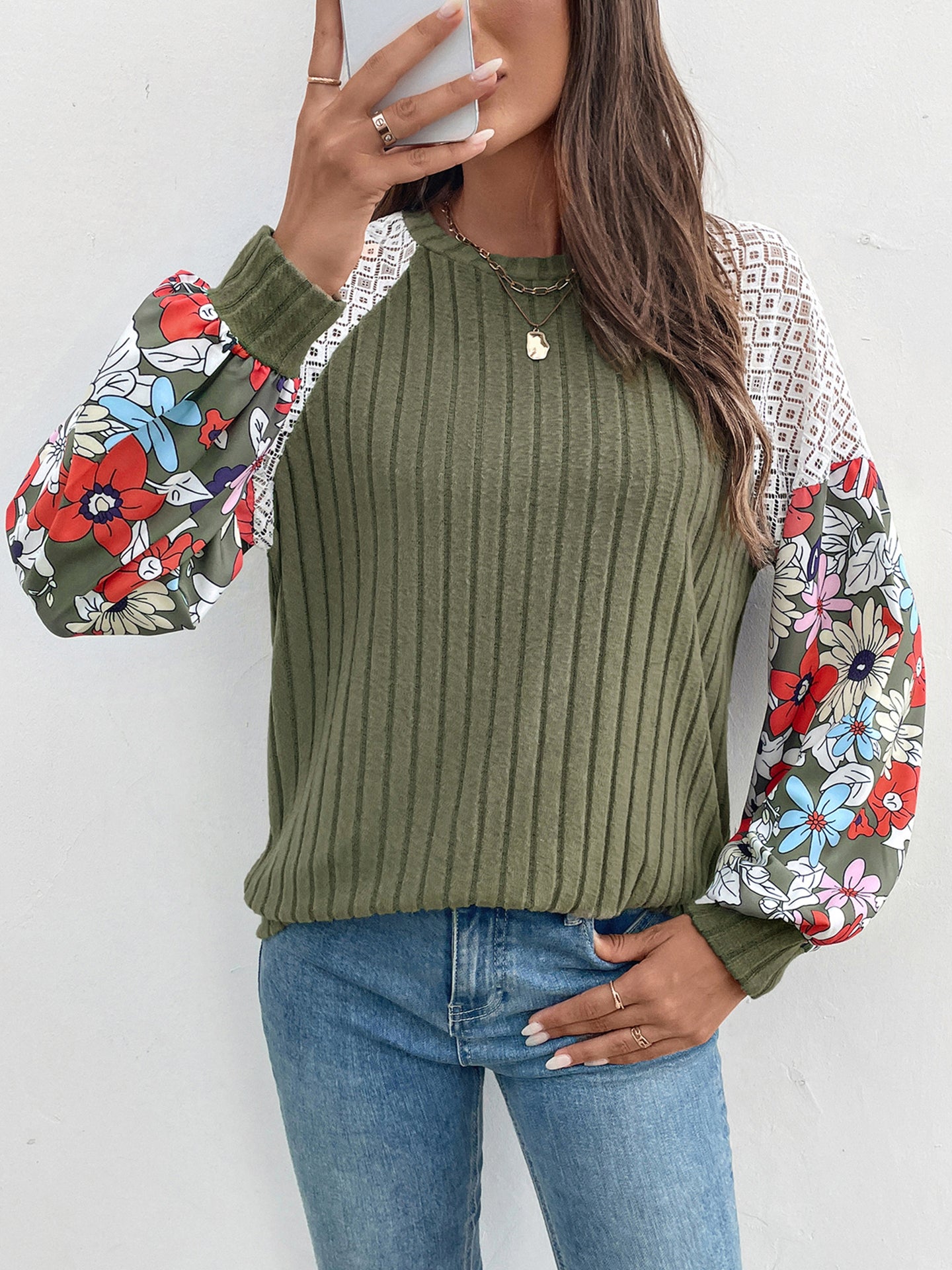 Women Colourblocked Sweatshirt With Lace Work