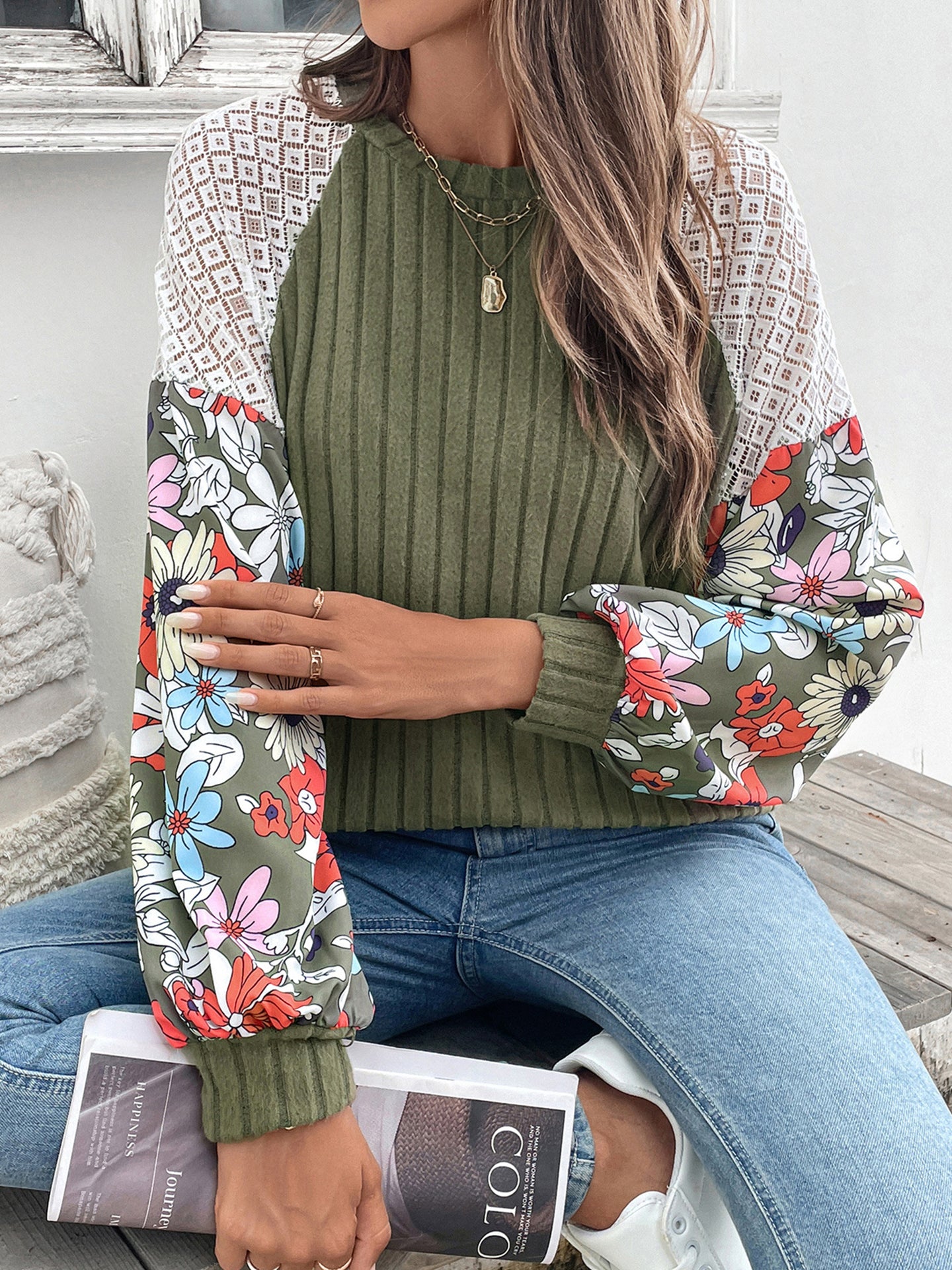 Women Colourblocked Sweatshirt With Lace Work