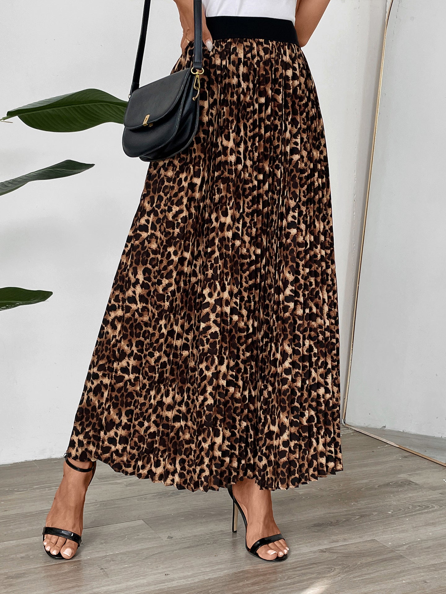 Women Animal Printed Gathered Maxi Skirt