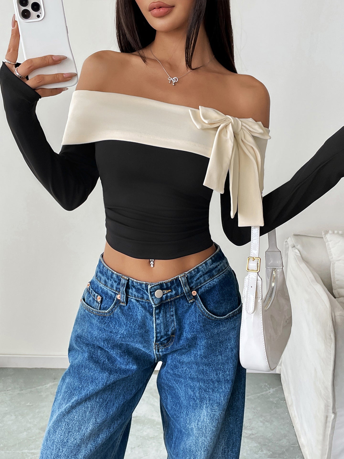 Colourblocked Off-Shoulder Fitted Top