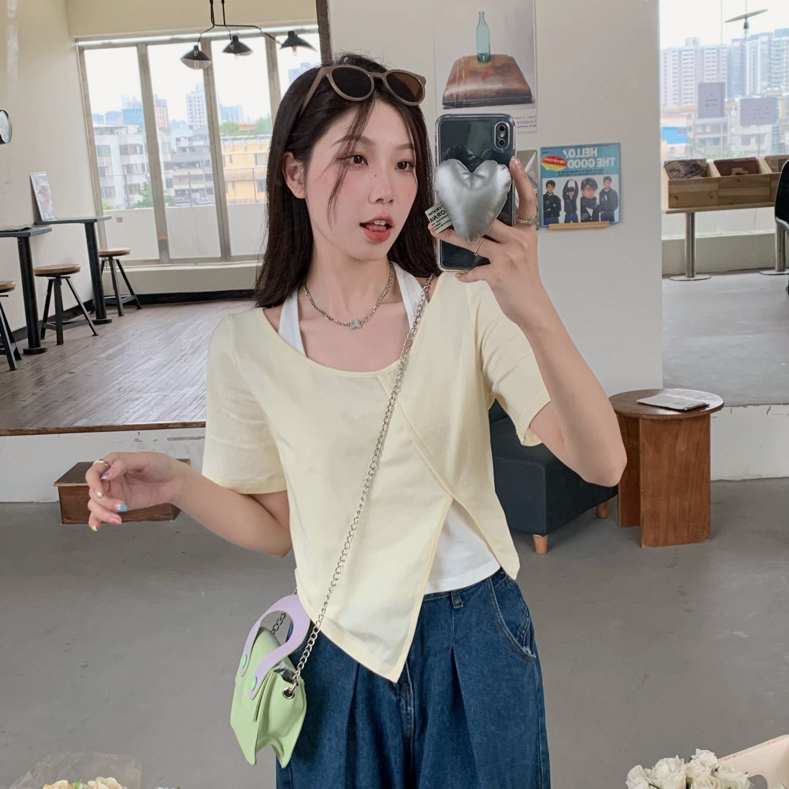 Women Solid V-Neck Top