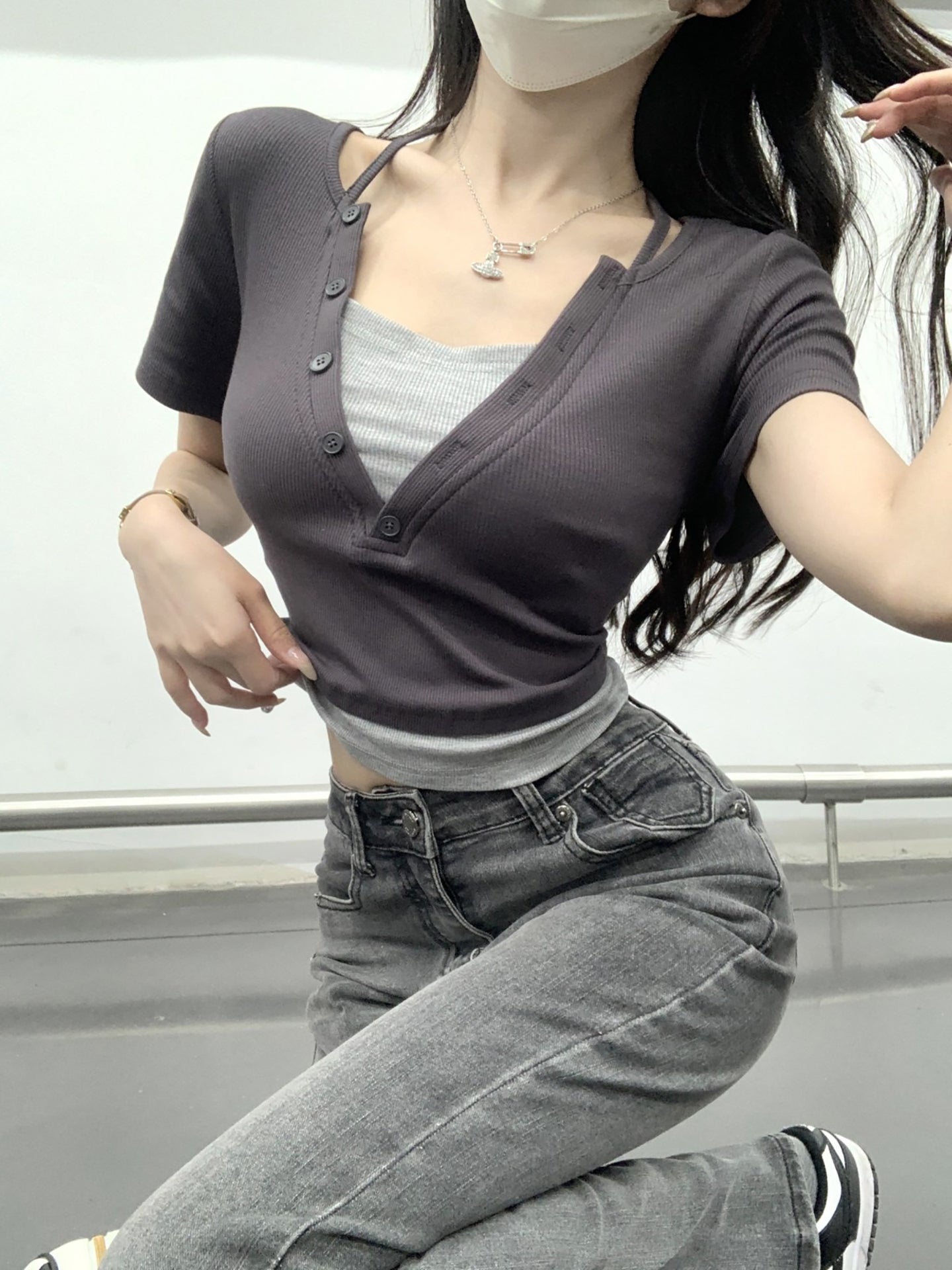 Women Solid V-Neck Top