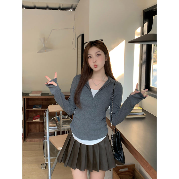 Women V-Neck Extended Sleeves Top