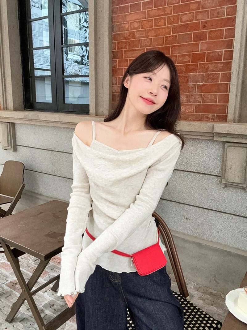 Women Scoop Neck Long Sleeves Top