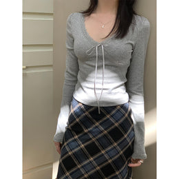 Women Fitted Extended Sleeves Top