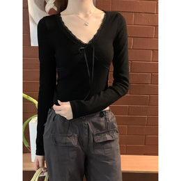 Women Extended Sleeves Bow & Lace Detailed Crop Top