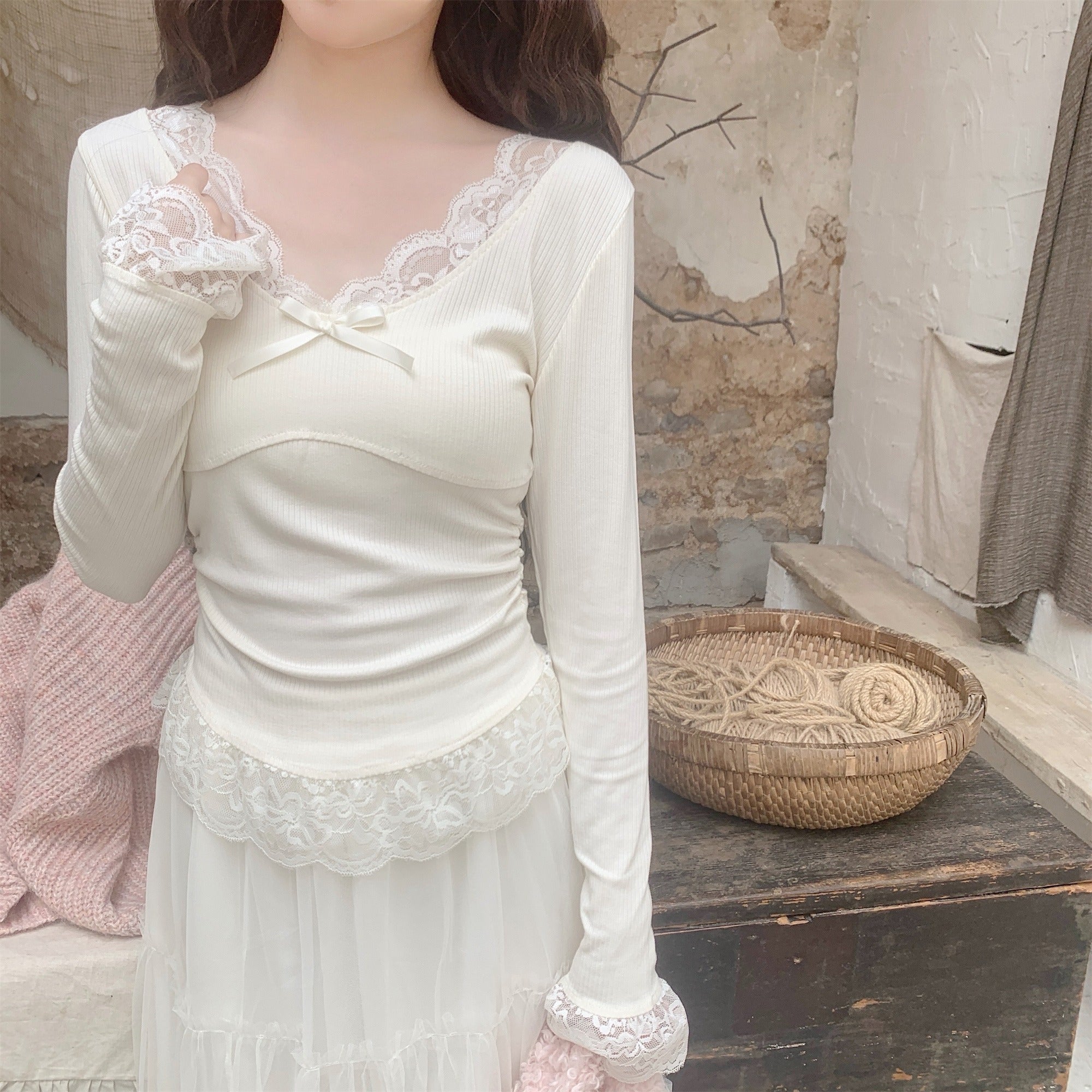 Women Extended Sleeves Top