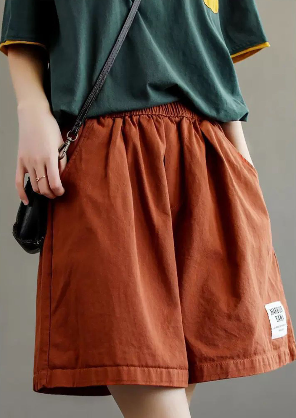 Women Solid Mid-Rise Loose Fit Shorts