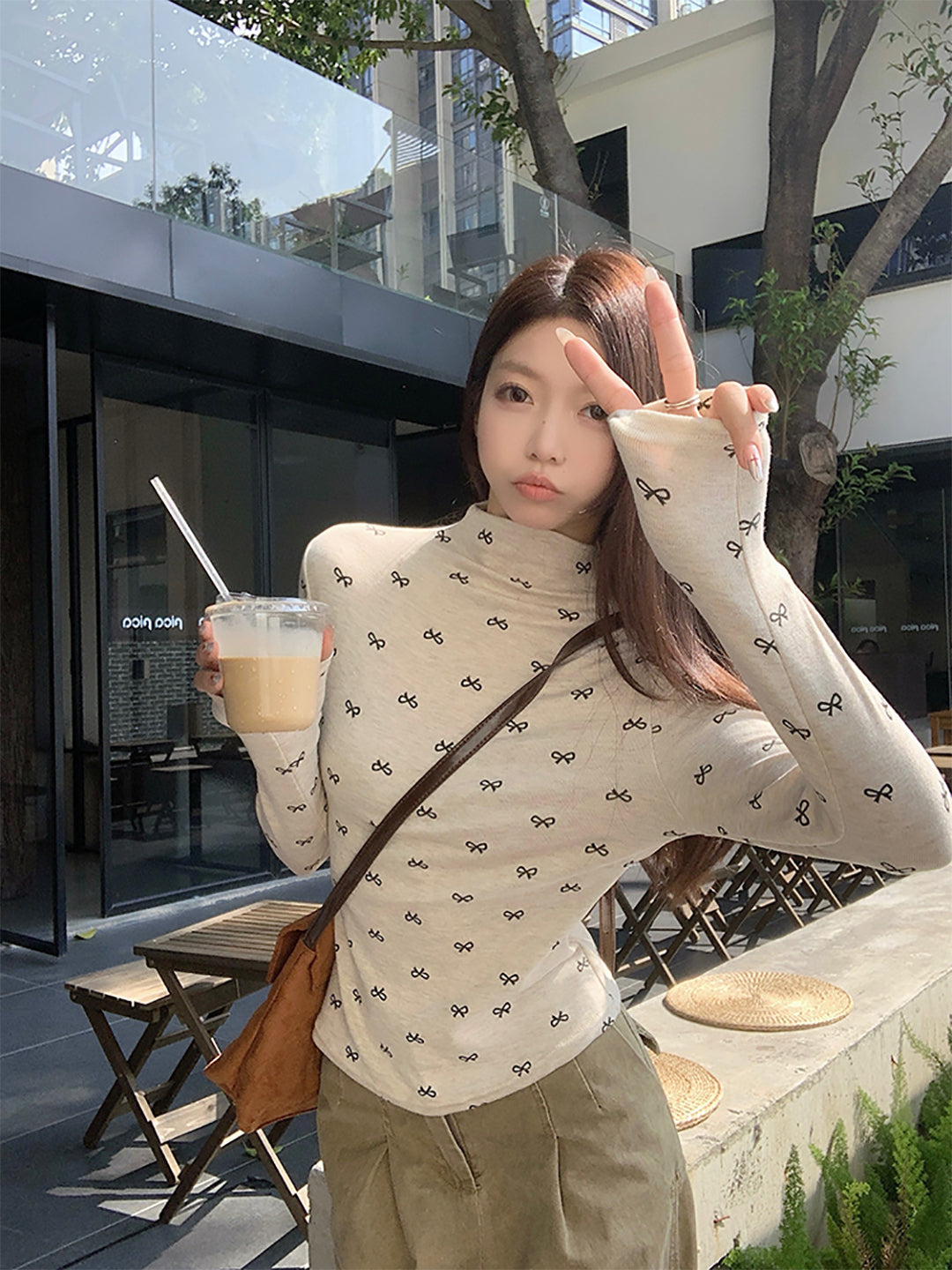 Women Printed Extended Sleeves Top