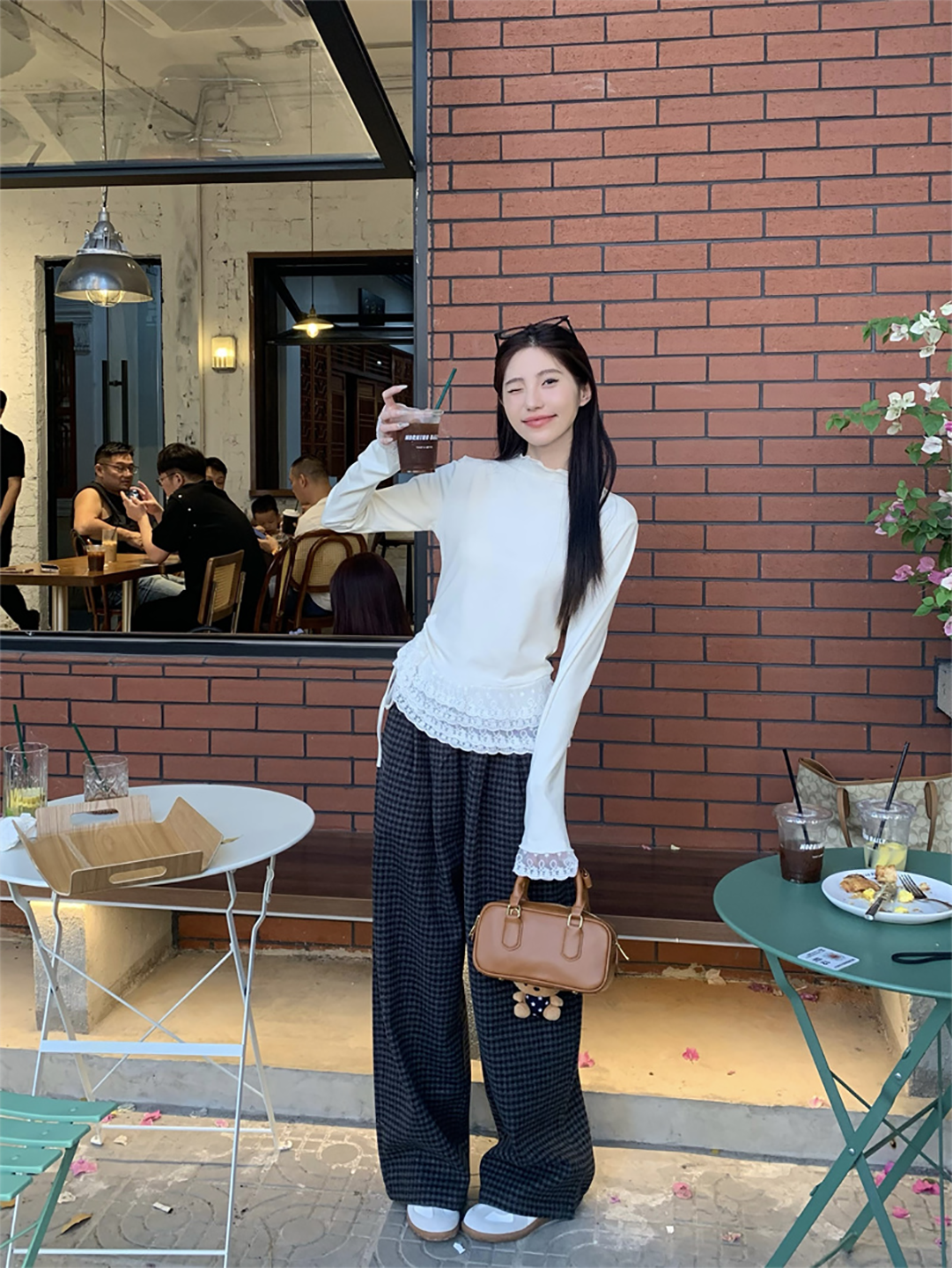 Women Extended Sleeves Top