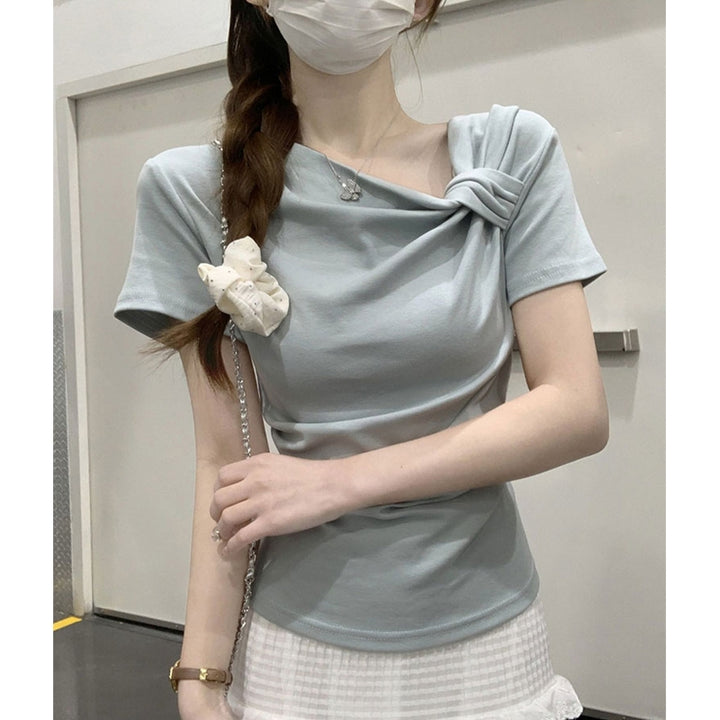 Women Solid Top