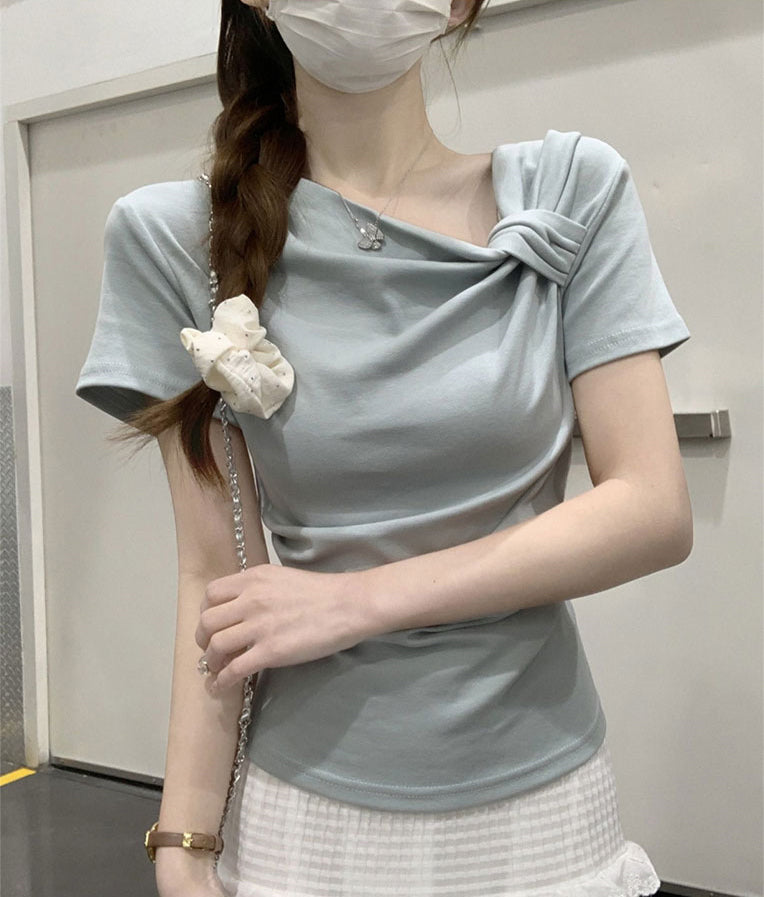 Women Solid Top