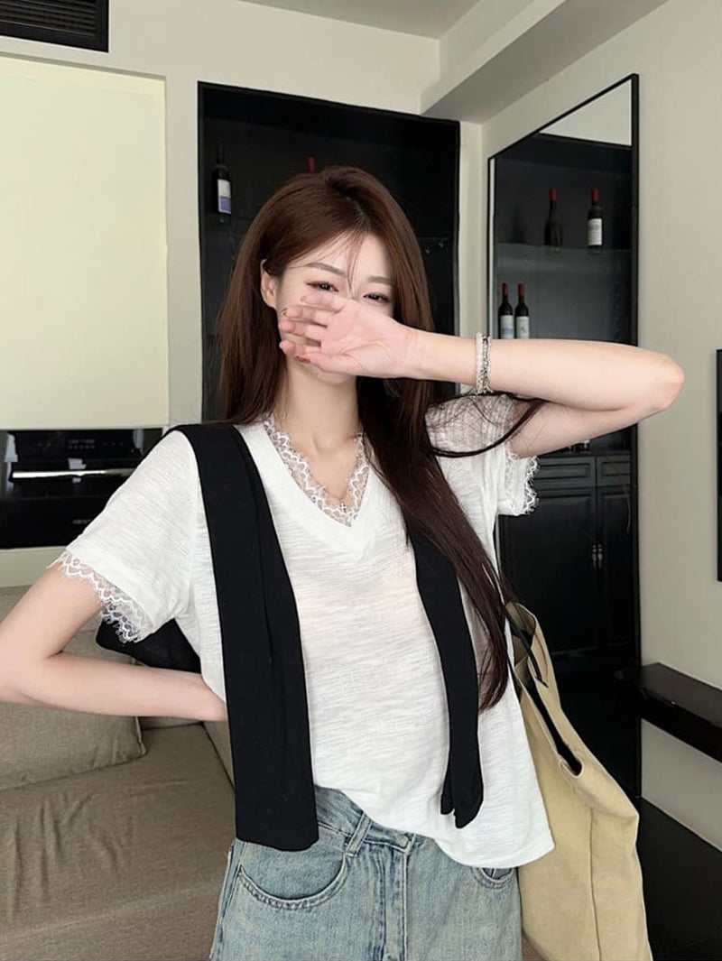 Women V-Neck Short Sleeves Crepe Top