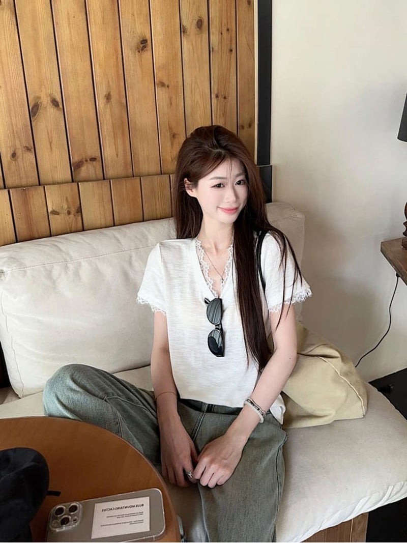 Women V-Neck Short Sleeves Crepe Top