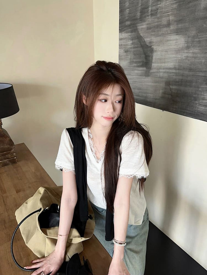 Women V-Neck Short Sleeves Crepe Top