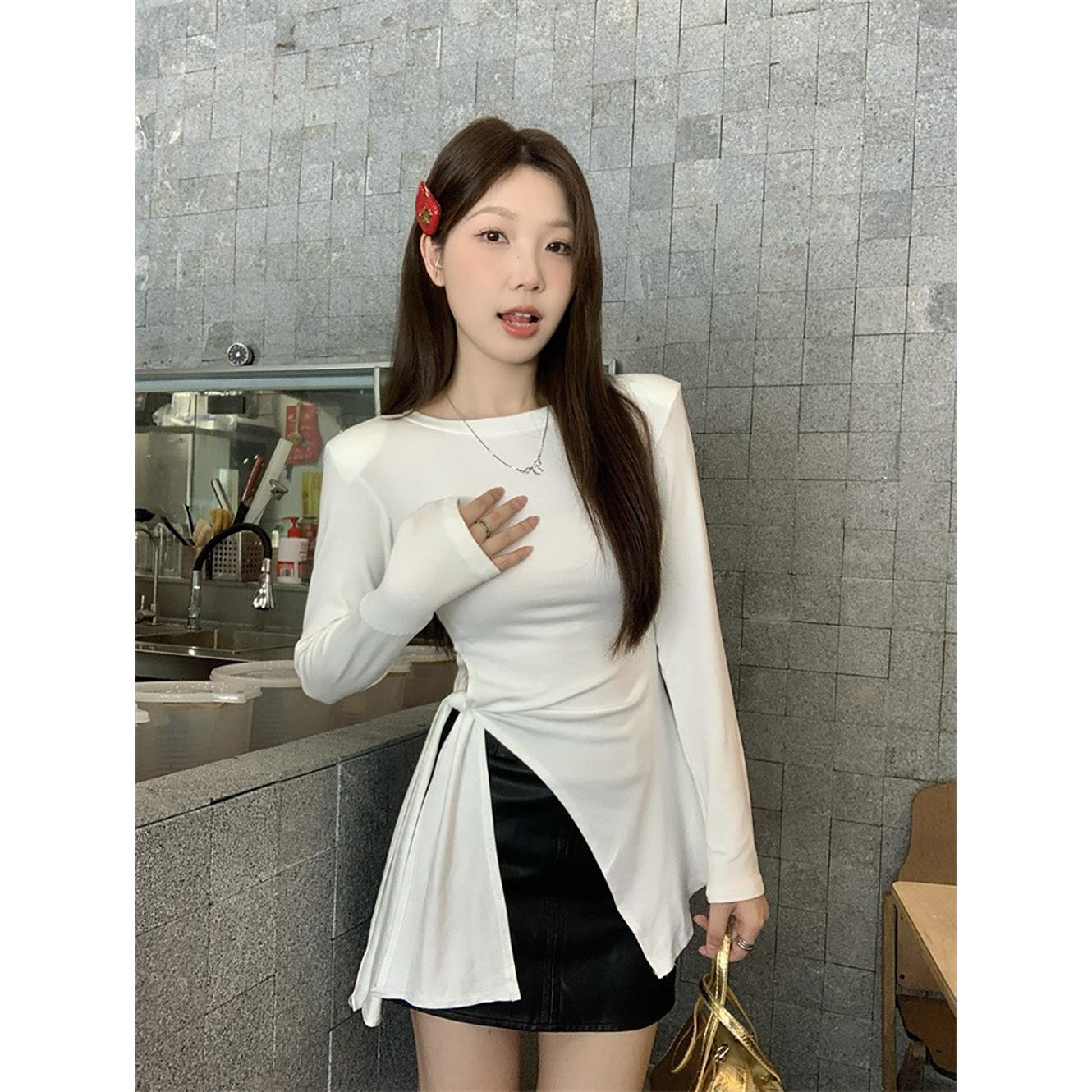 Women Boat Neck Top
