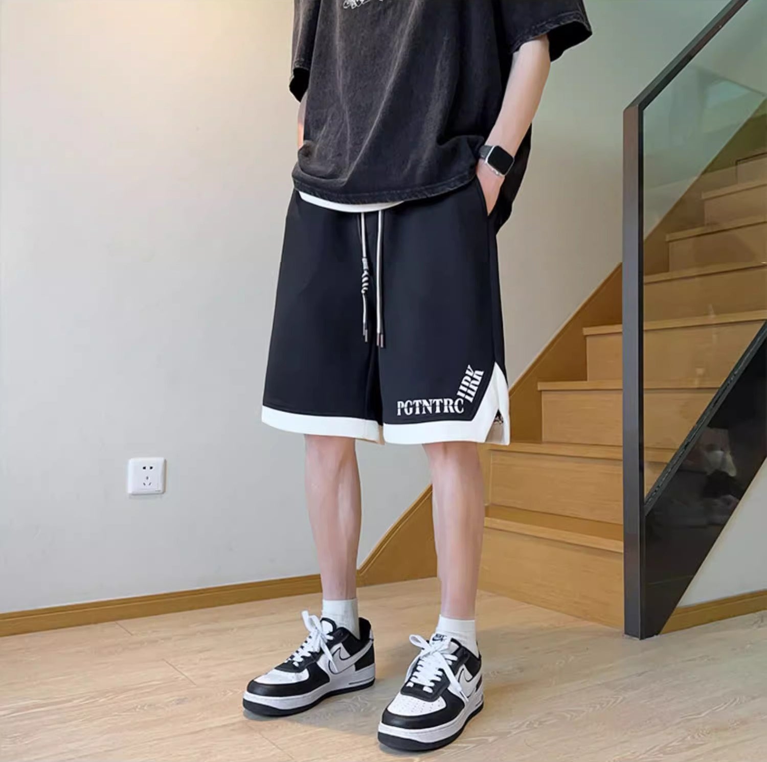 Men Typography Printed Regular Fit Mid-Rise Shorts