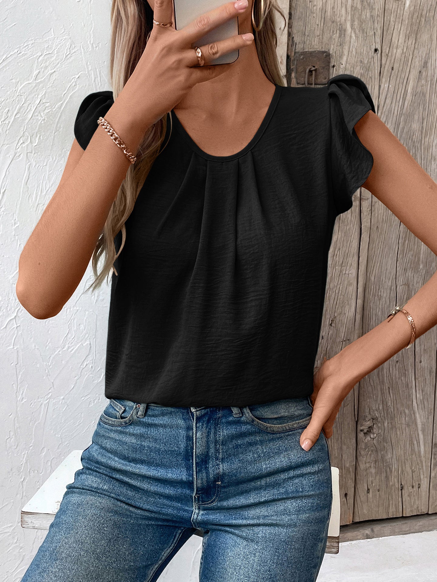 Women Solid Round Neck Top