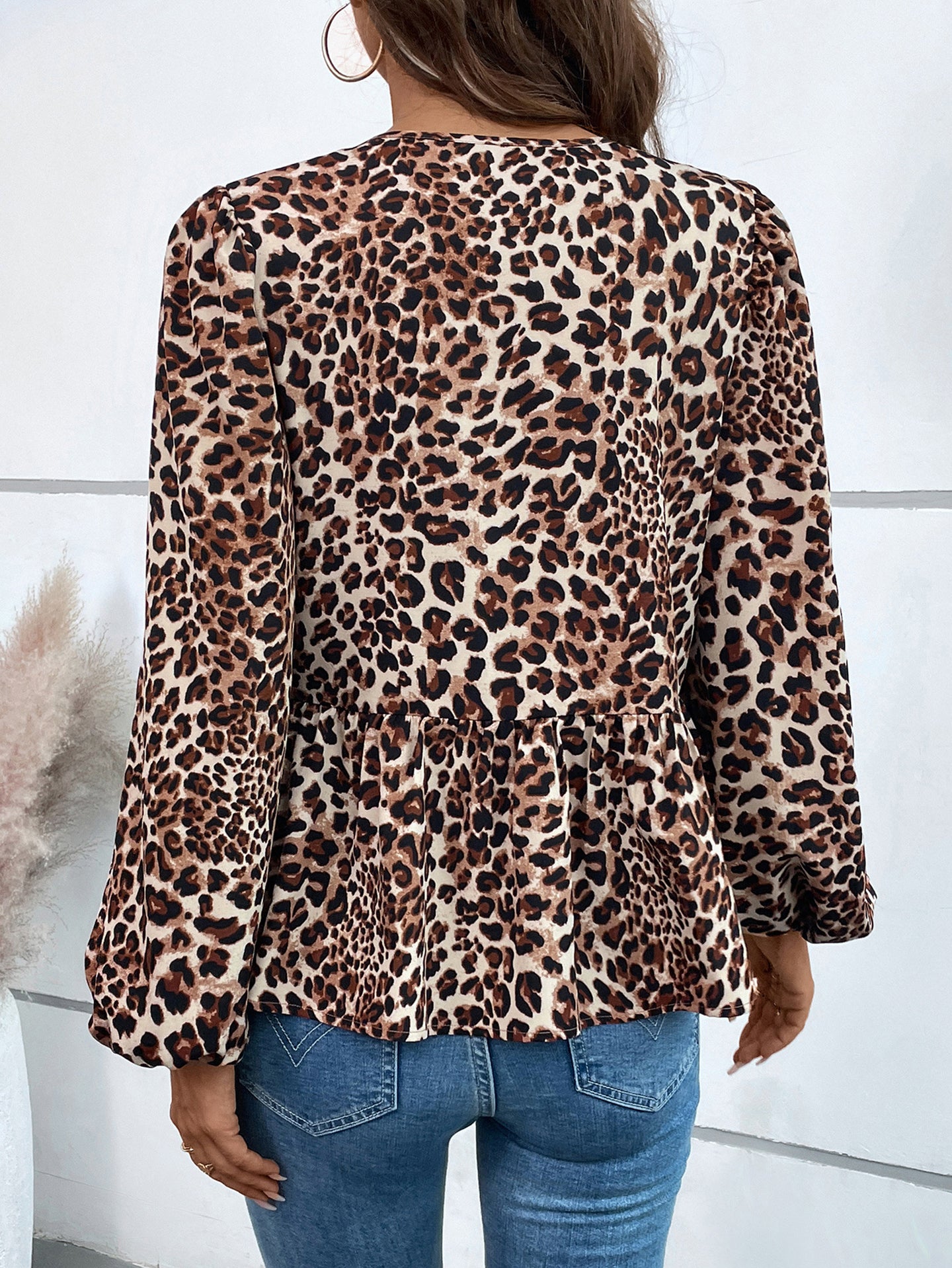 Women Animal Printed Tie-Up Neck Top