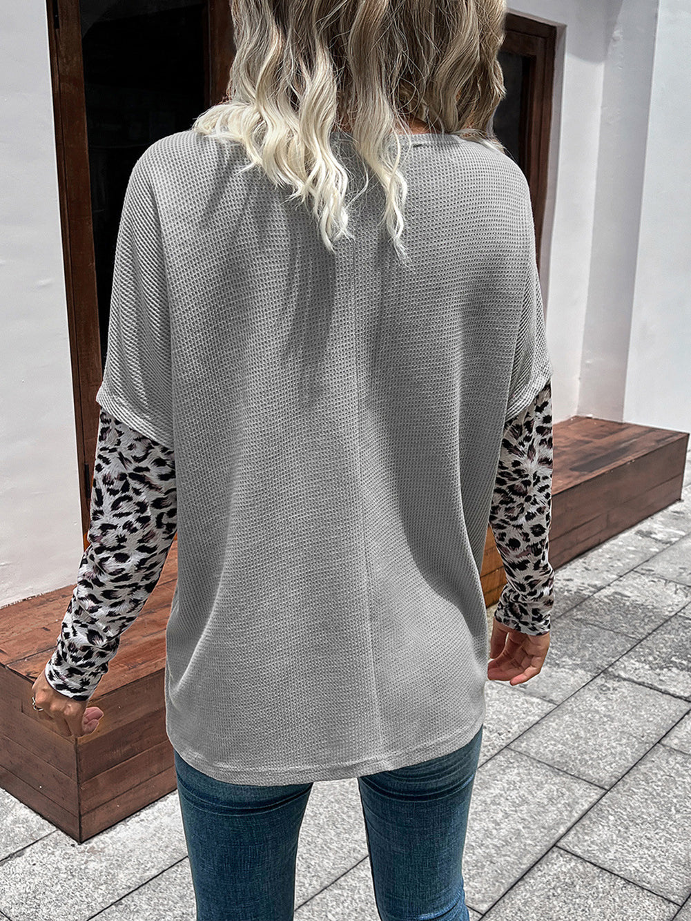 Women Grey Long Sleeves Sweatshirt