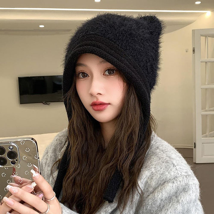 Women Beanie has a visor