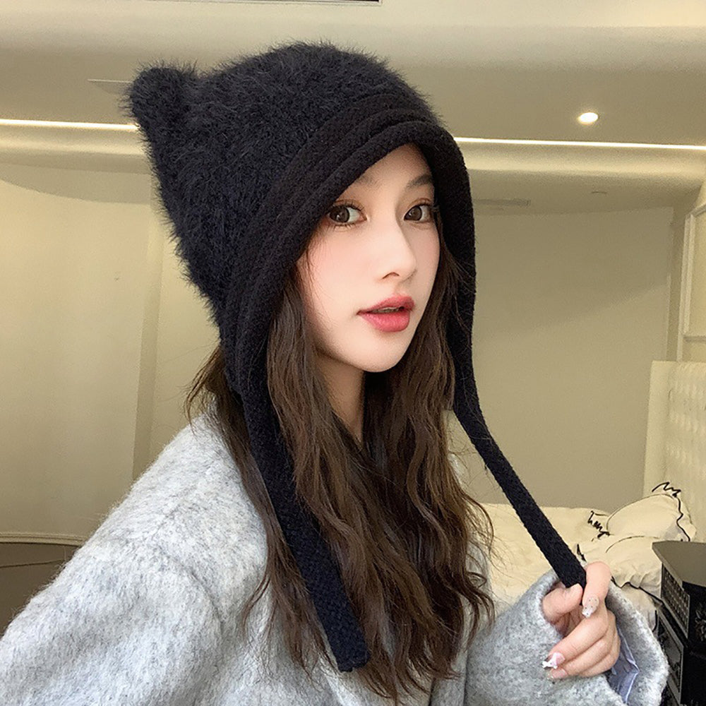 Women Beanie has a visor
