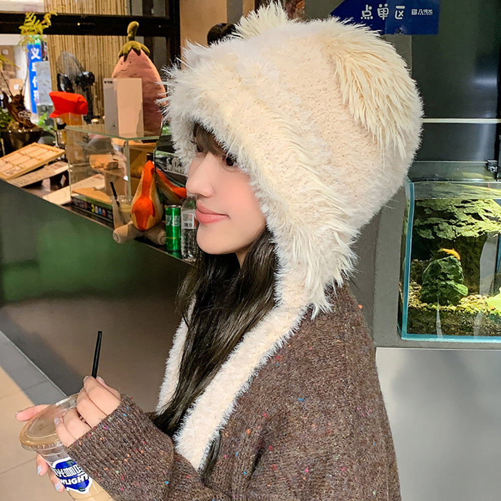 Women Beanie  has a visor