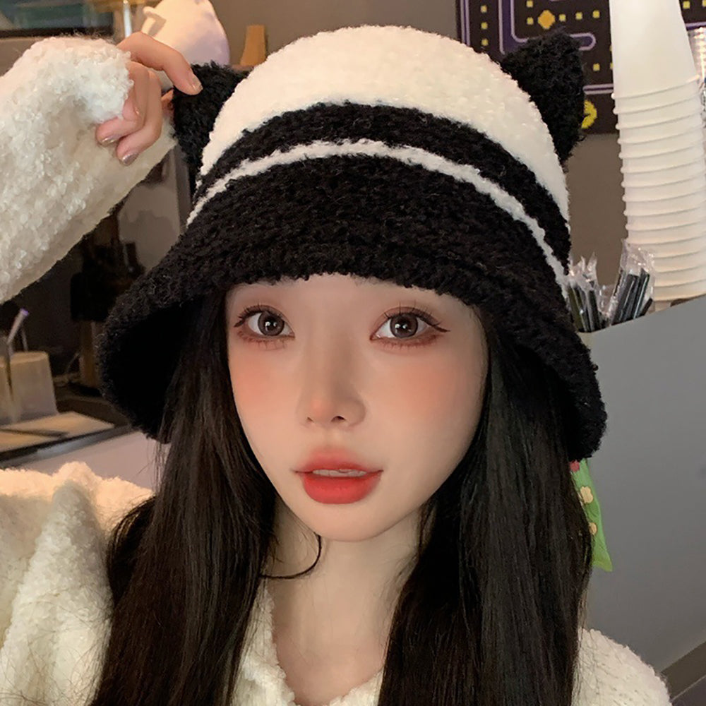 Women Colourblocked Beanie Caps