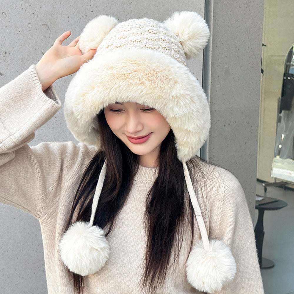 Women Beanie, has a visor