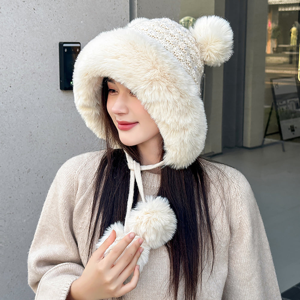 Women Beanie, has a visor