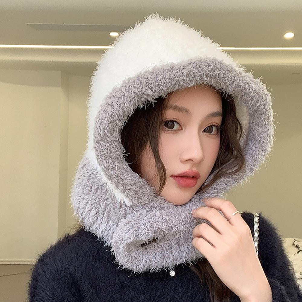 Women Colourblocked Beanie