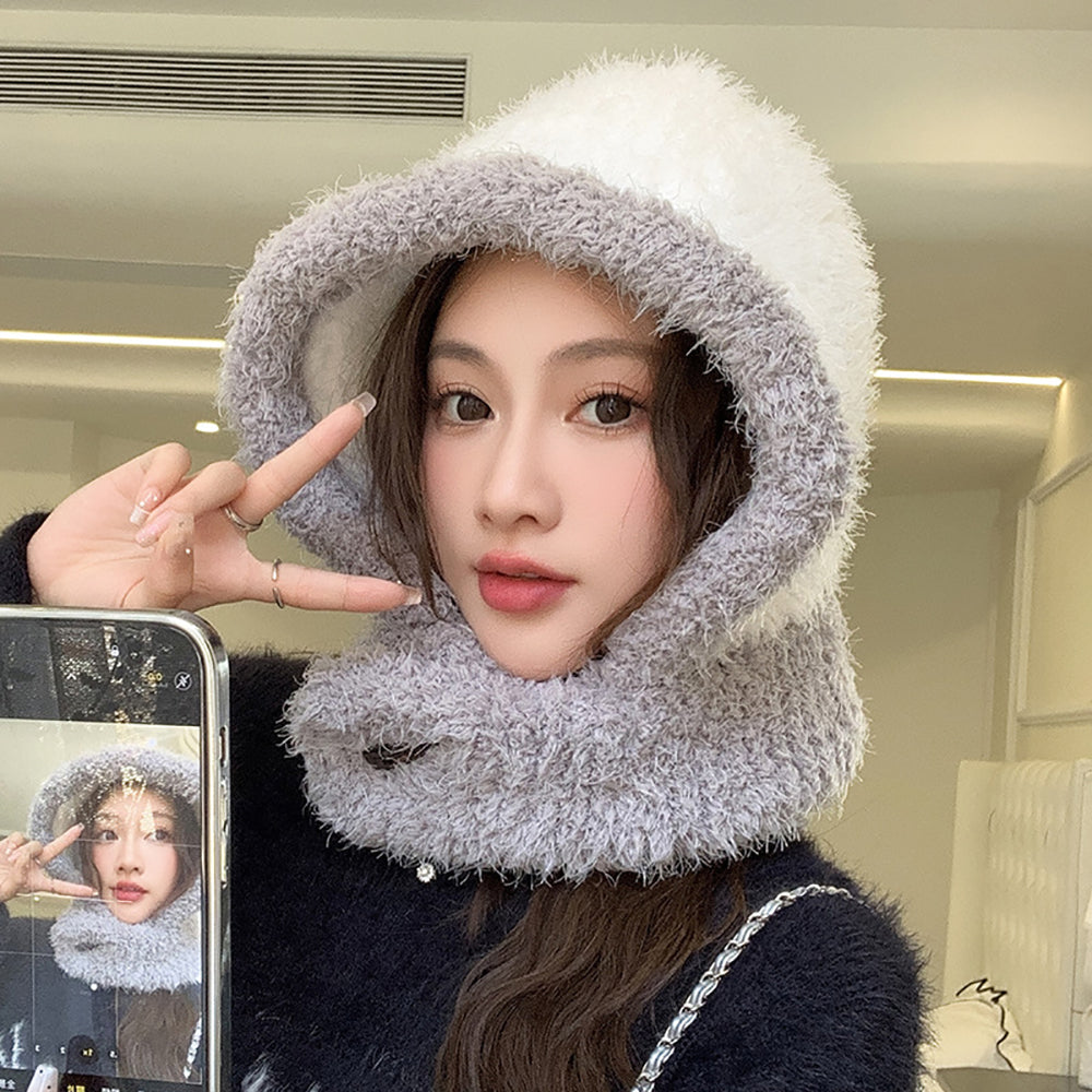 Women Colourblocked Beanie