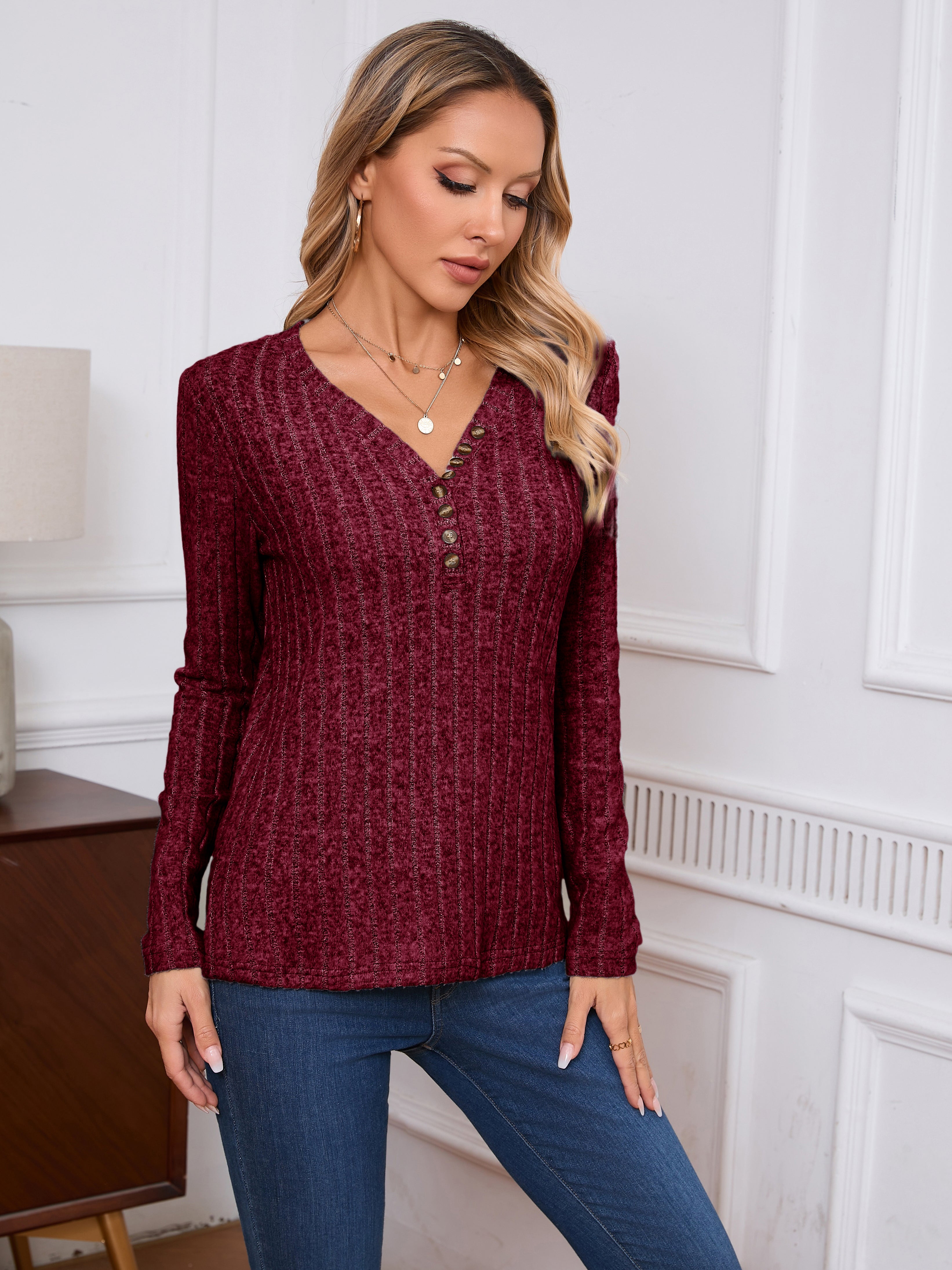 Regular Fit V-Neck Tshirt