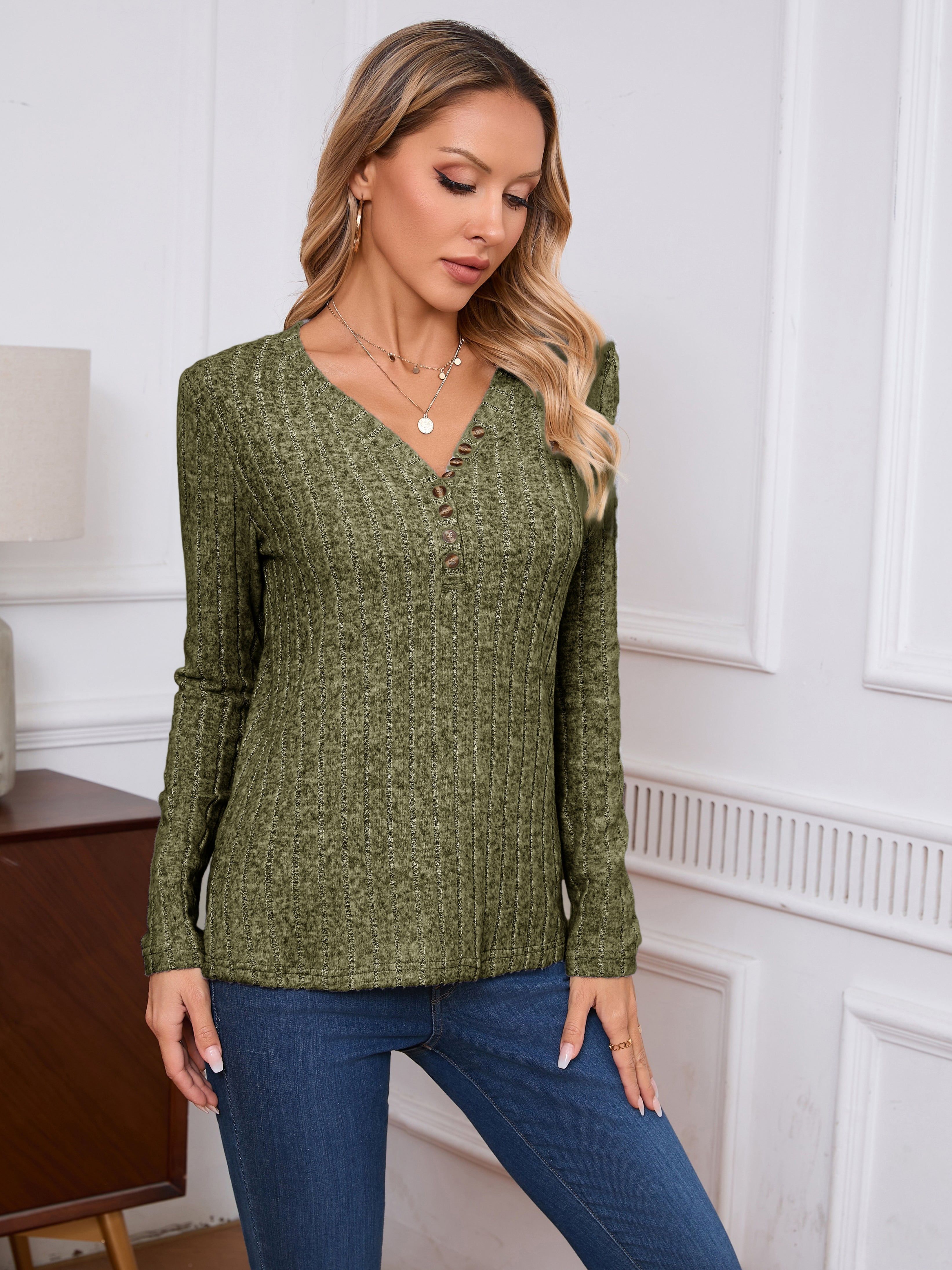 Regular Fit V-Neck Tshirt