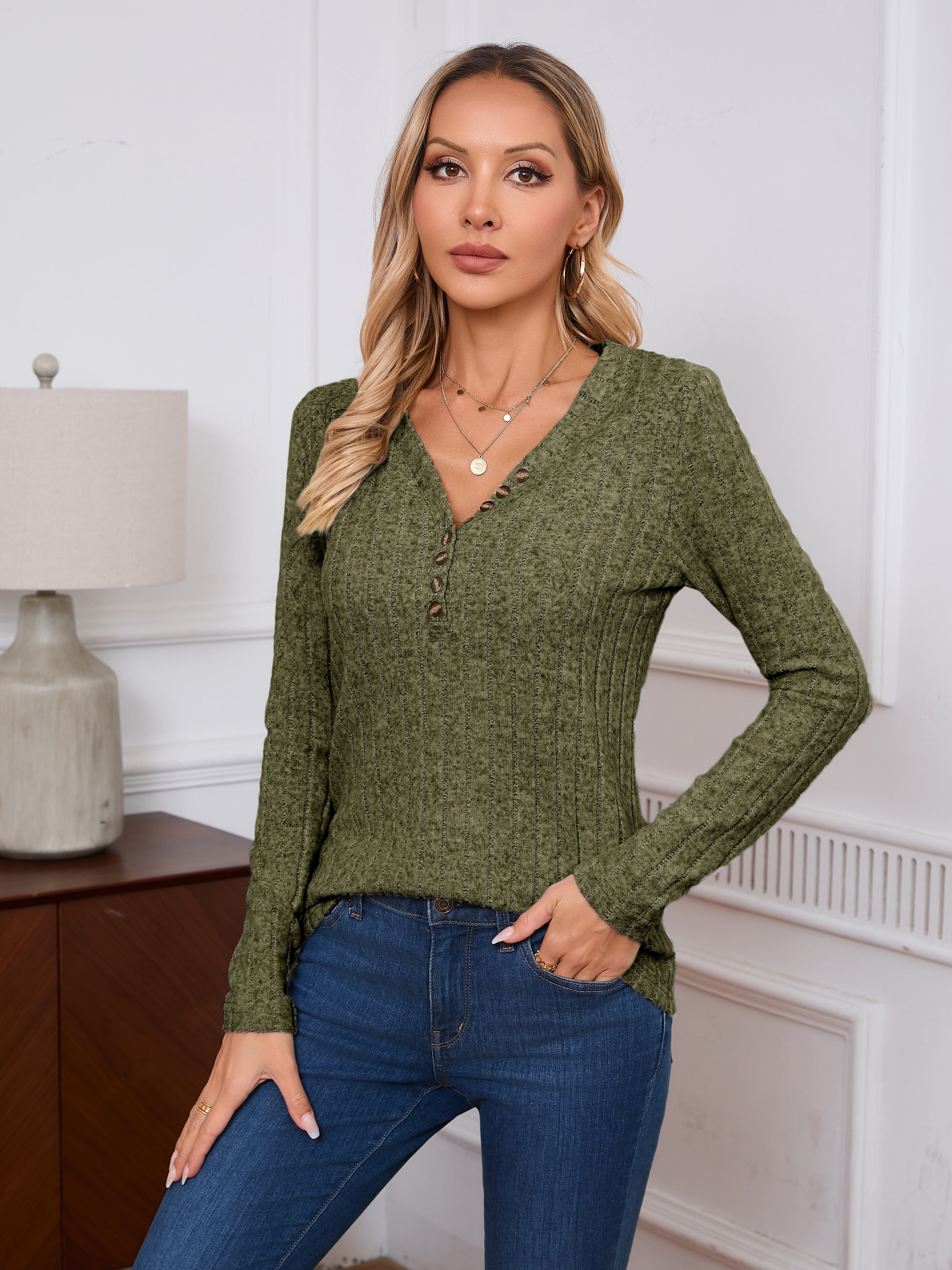 Regular Fit V-Neck Tshirt