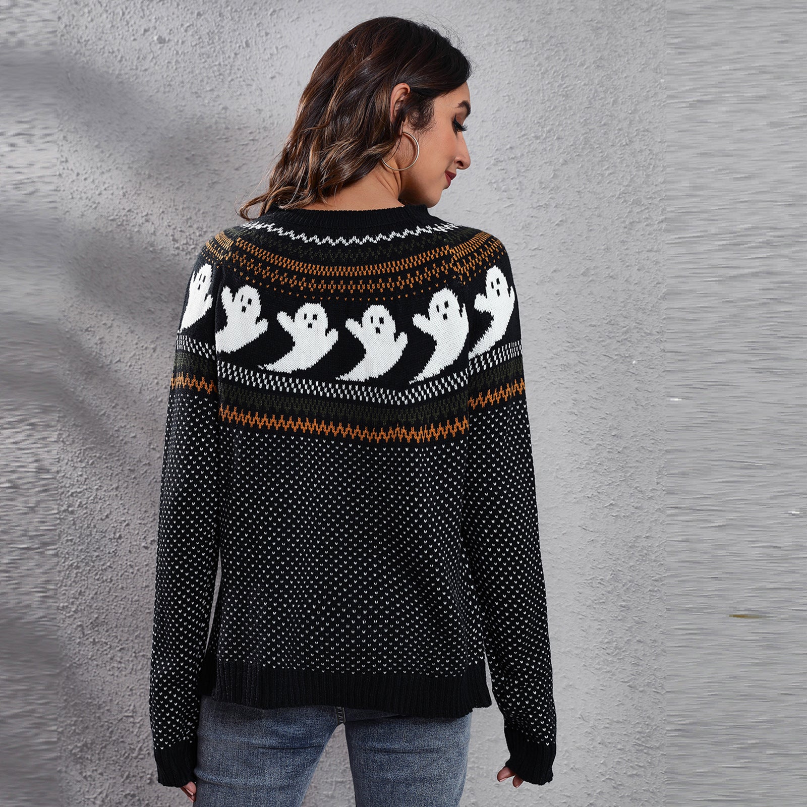 Black & White Abstract Printed Acrylic Pullover Sweater