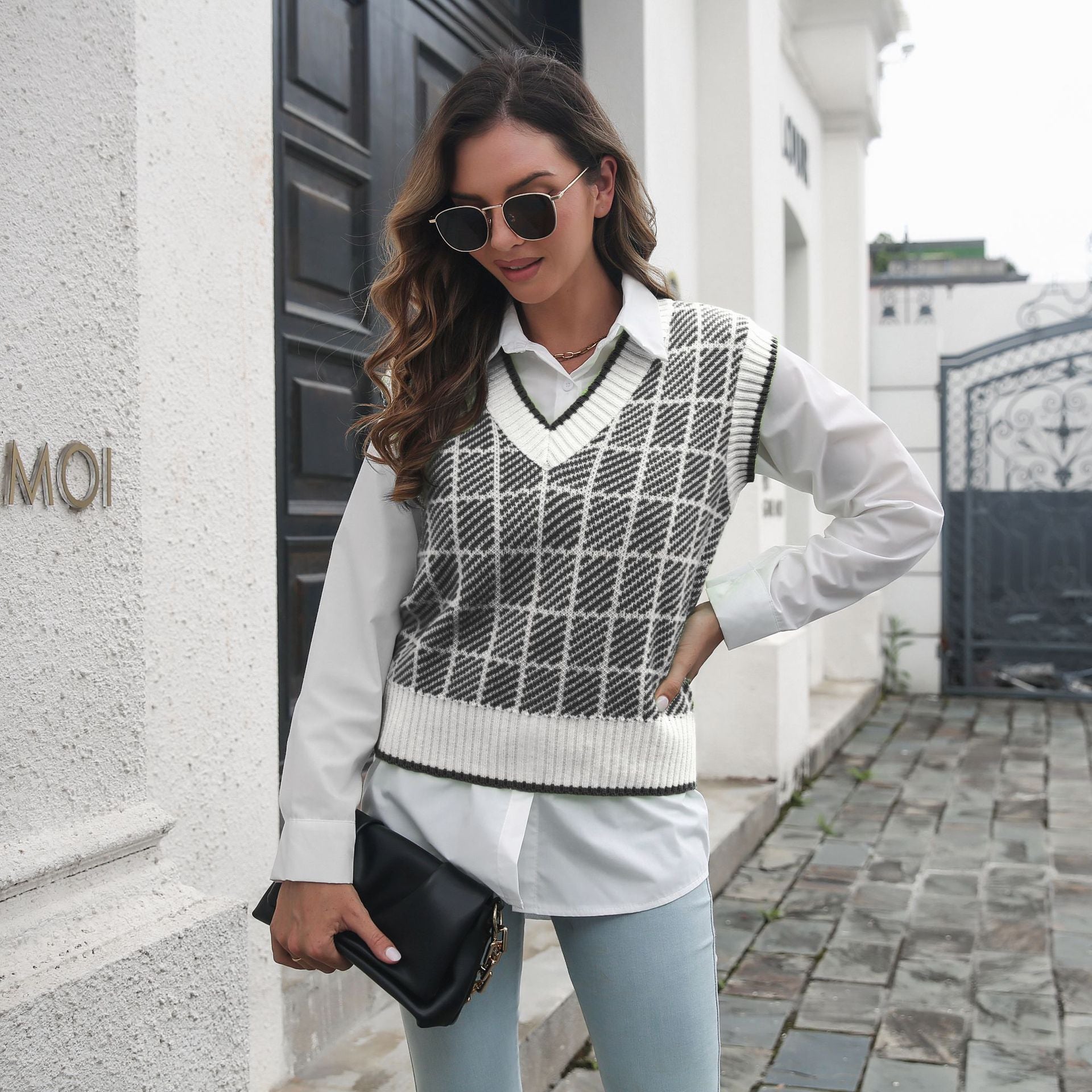 Women Black & White Checked Sweater