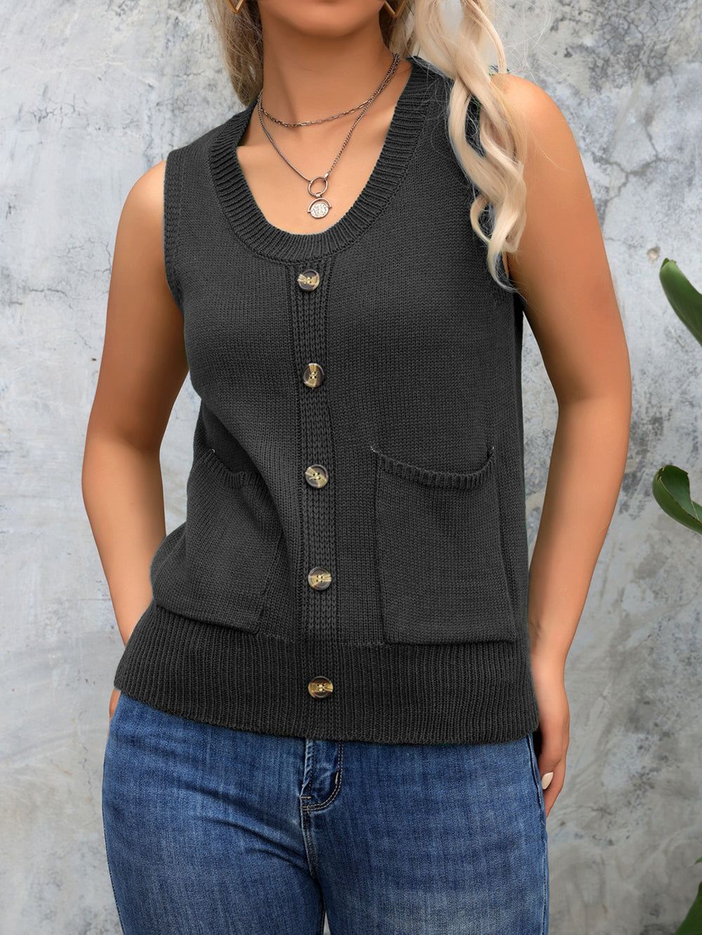 Women Solid Sweater Vest