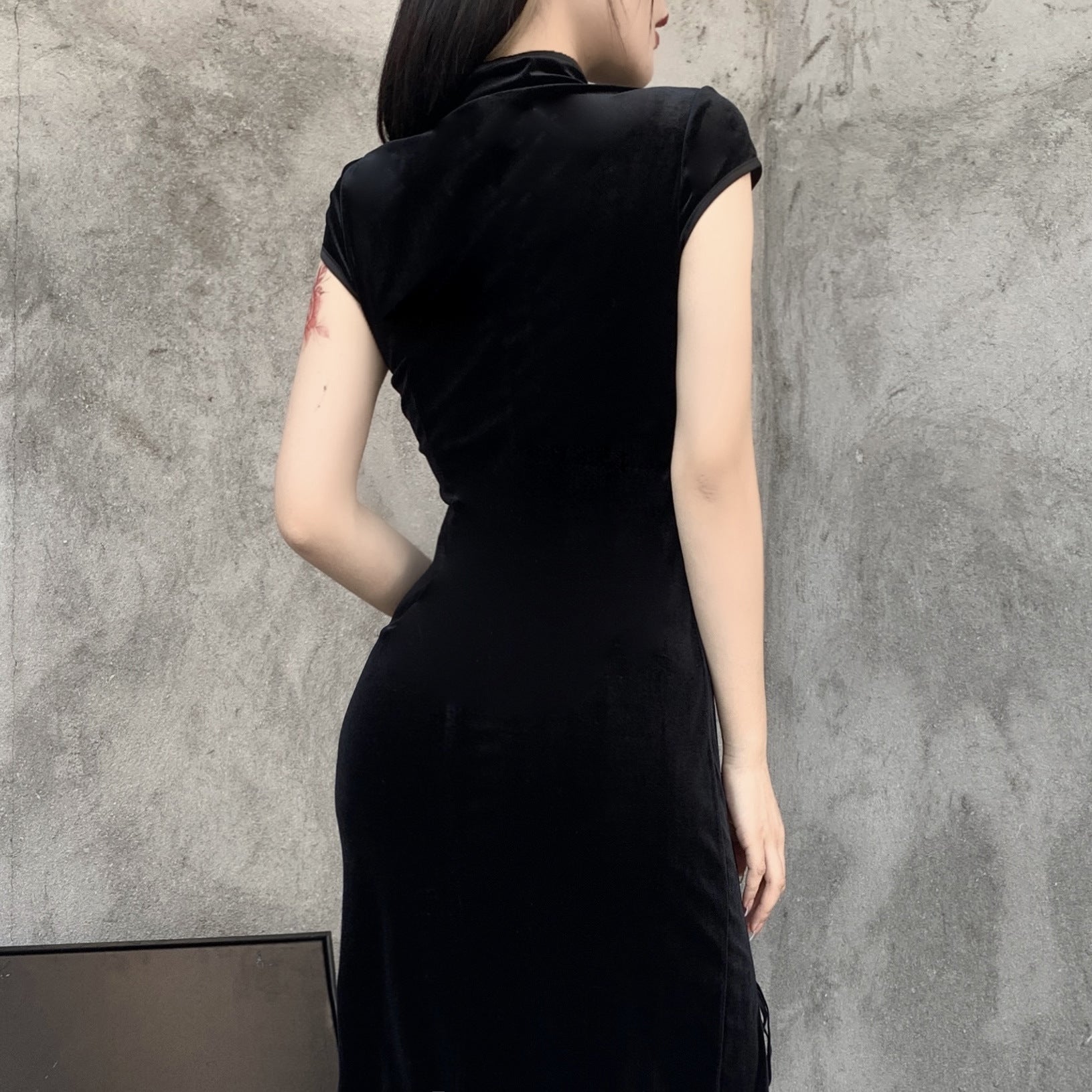 Round Neck Maxi Dress