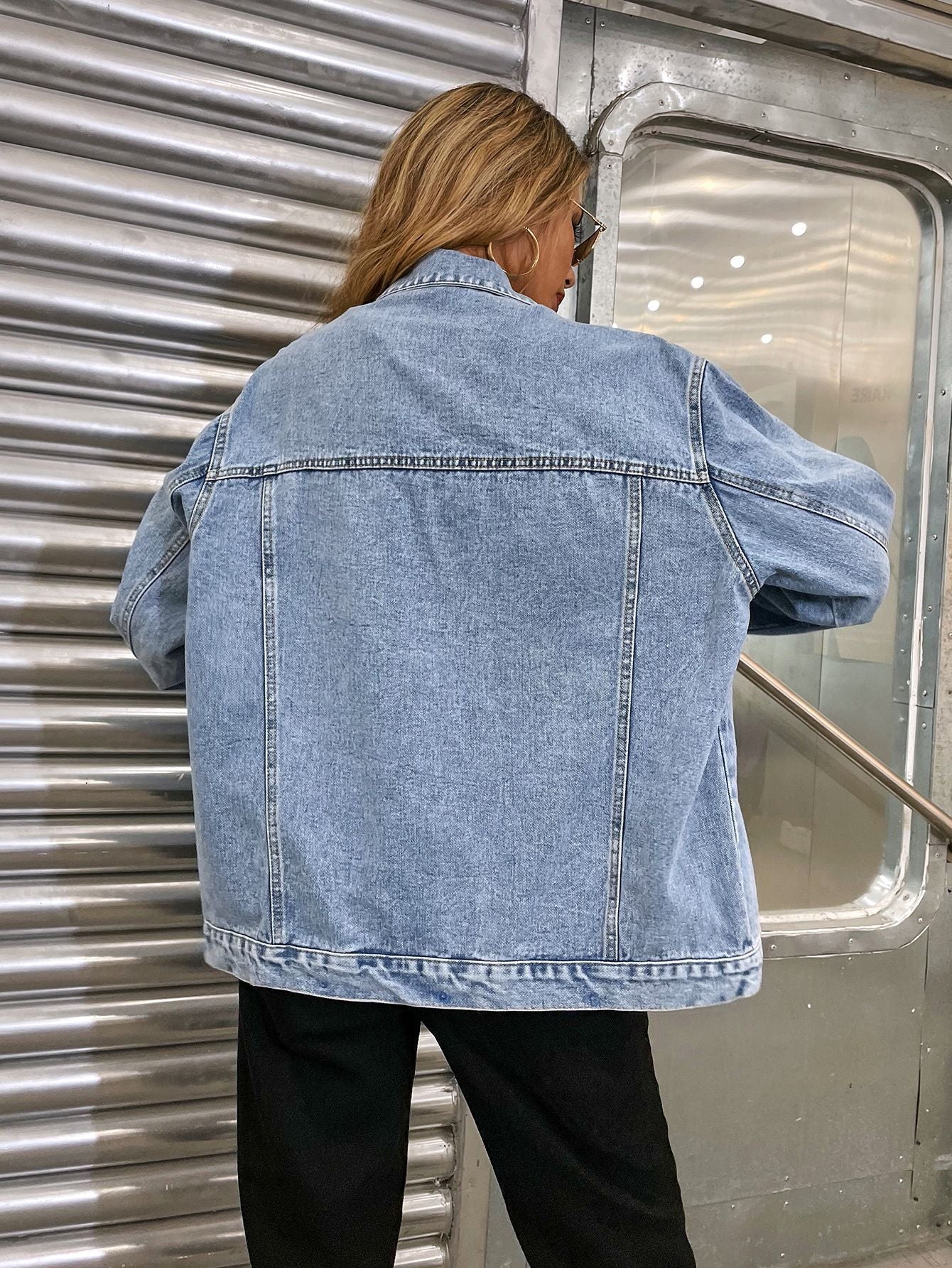 Women Blue Washed Denim Jacket with Patchwork