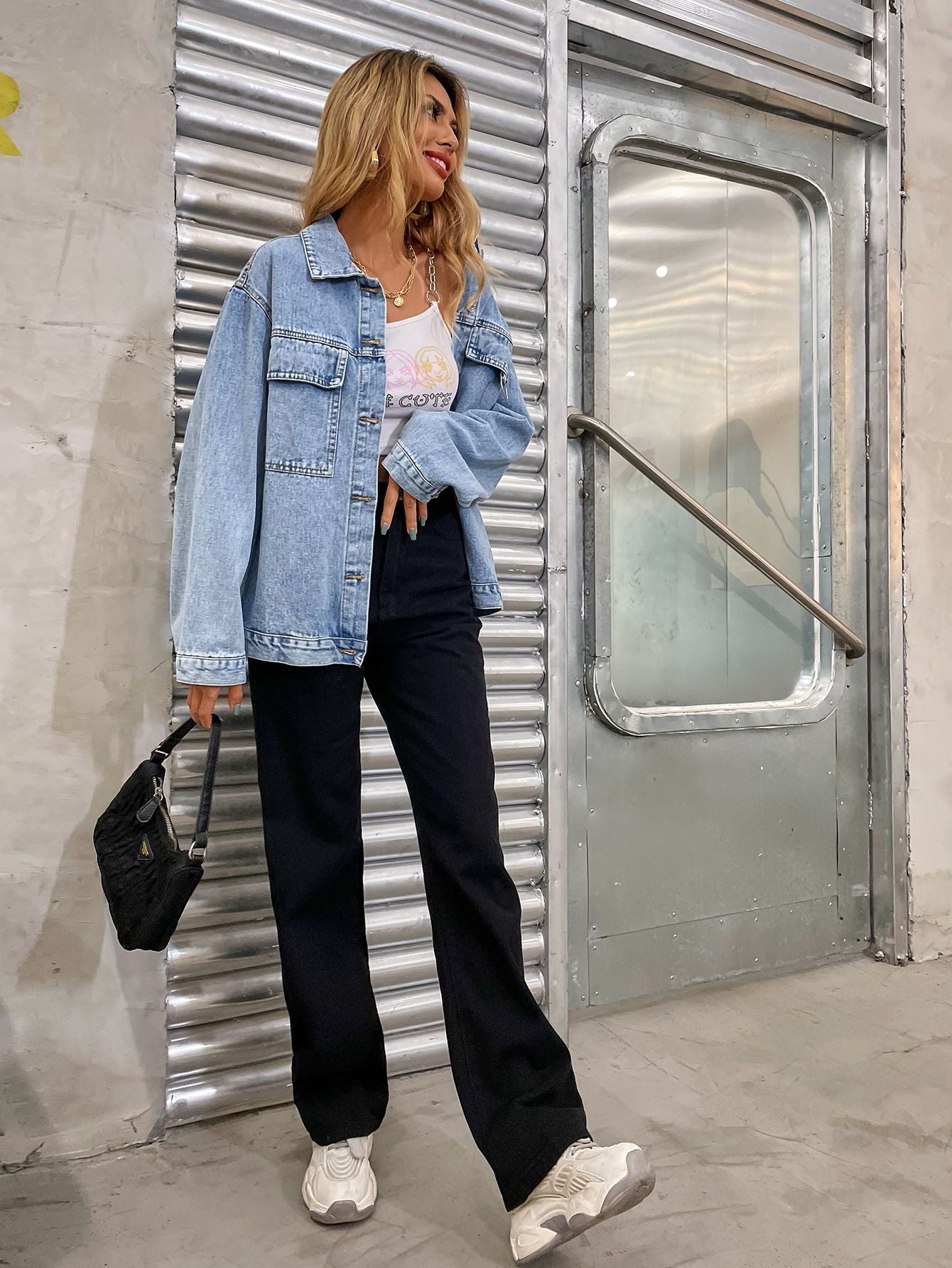 Women Blue Washed Denim Jacket with Patchwork