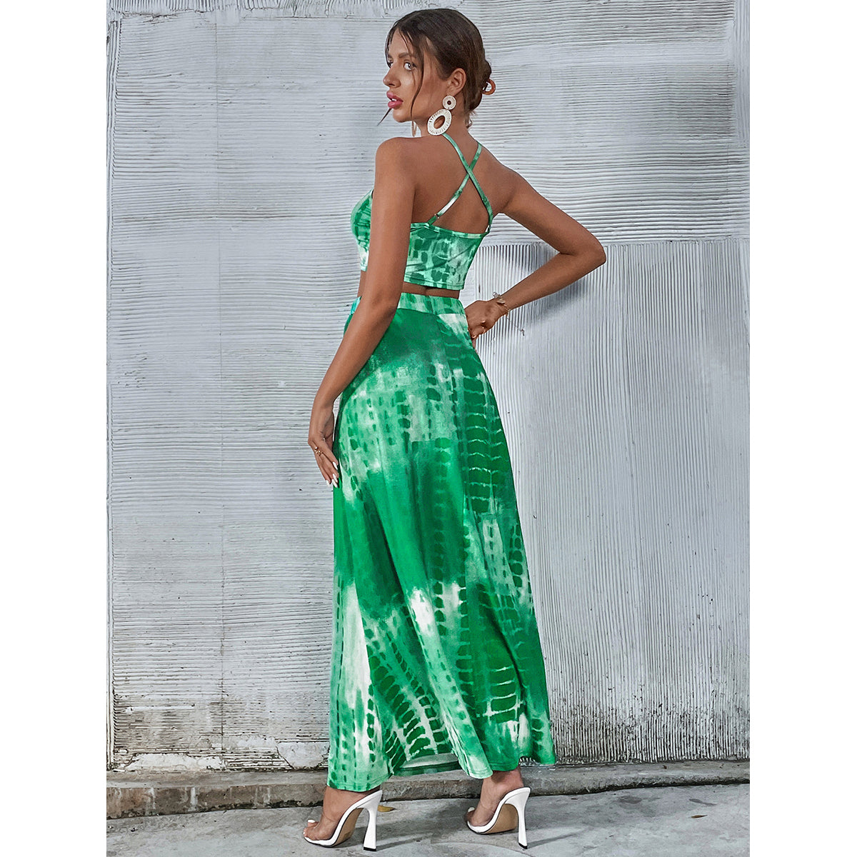 Women Green & White Dyed Top with Skirt