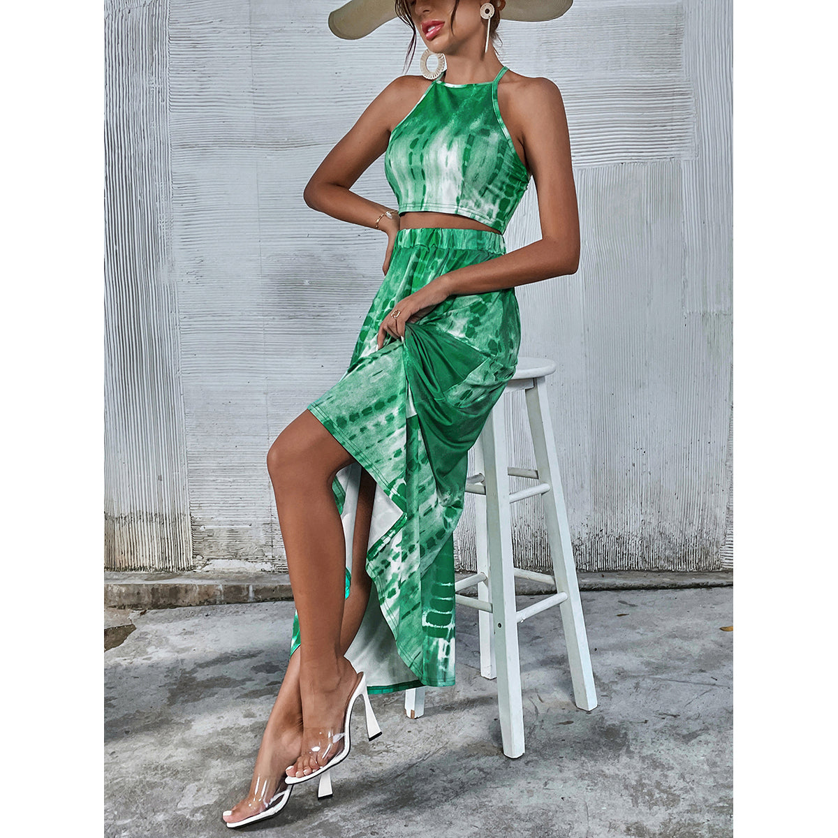Women Green & White Dyed Top with Skirt