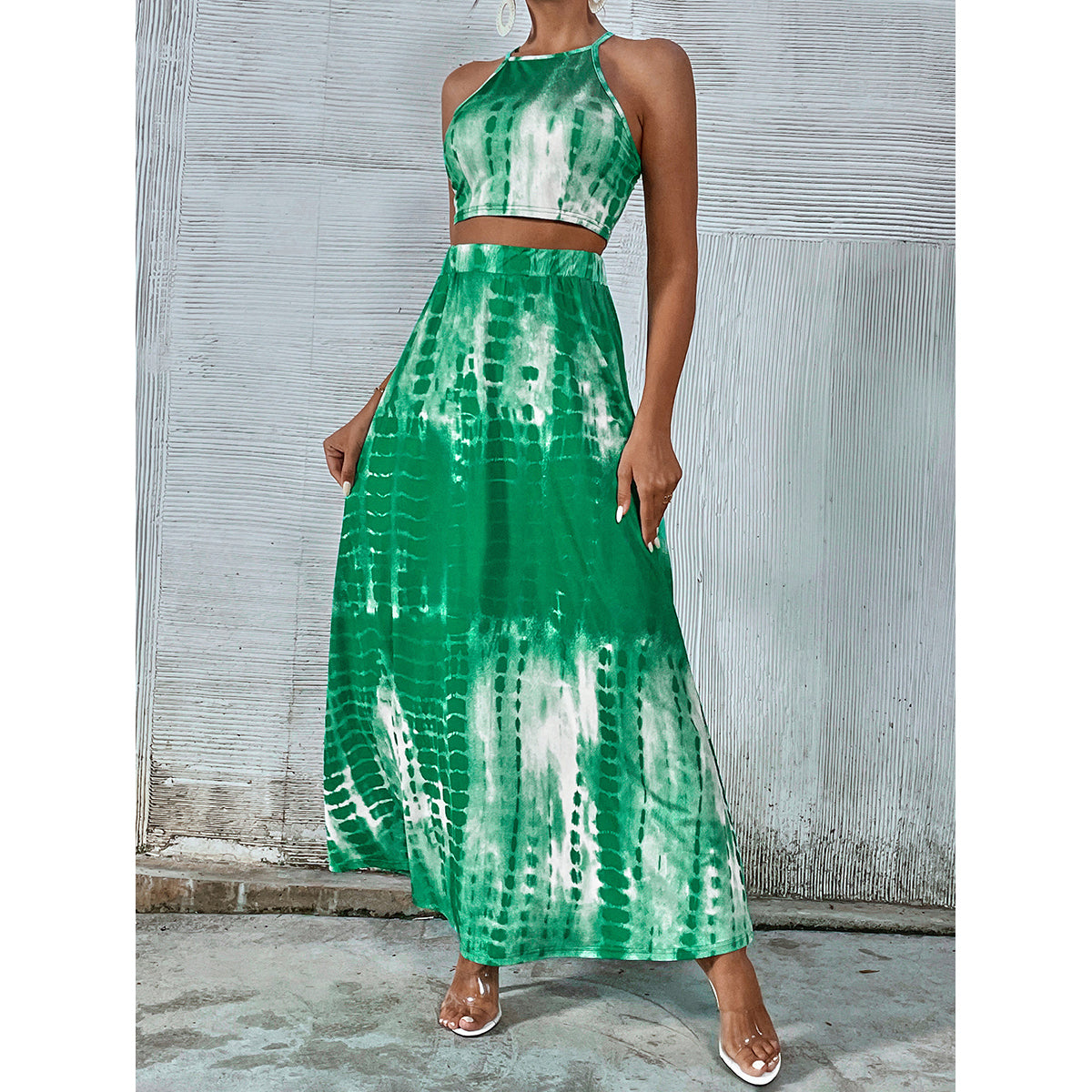 Women Green & White Dyed Top with Skirt