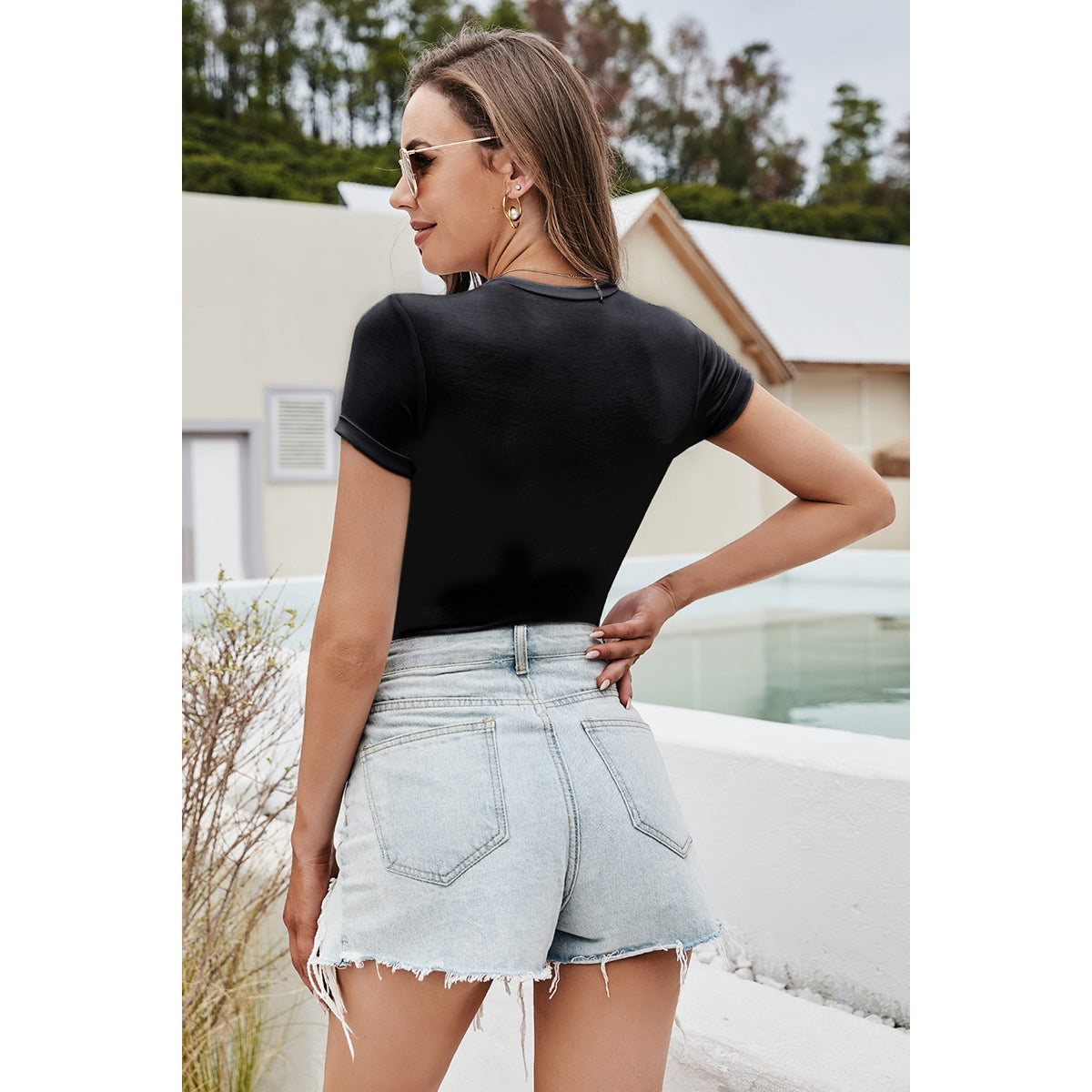 Black Round Neck Short Sleeves Bodysuit