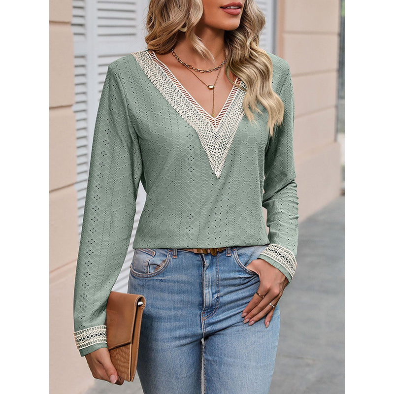 Green Lace Detailed V-Neck Casual Top