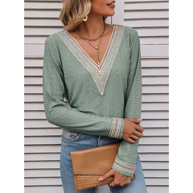 Green Lace Detailed V-Neck Casual Top