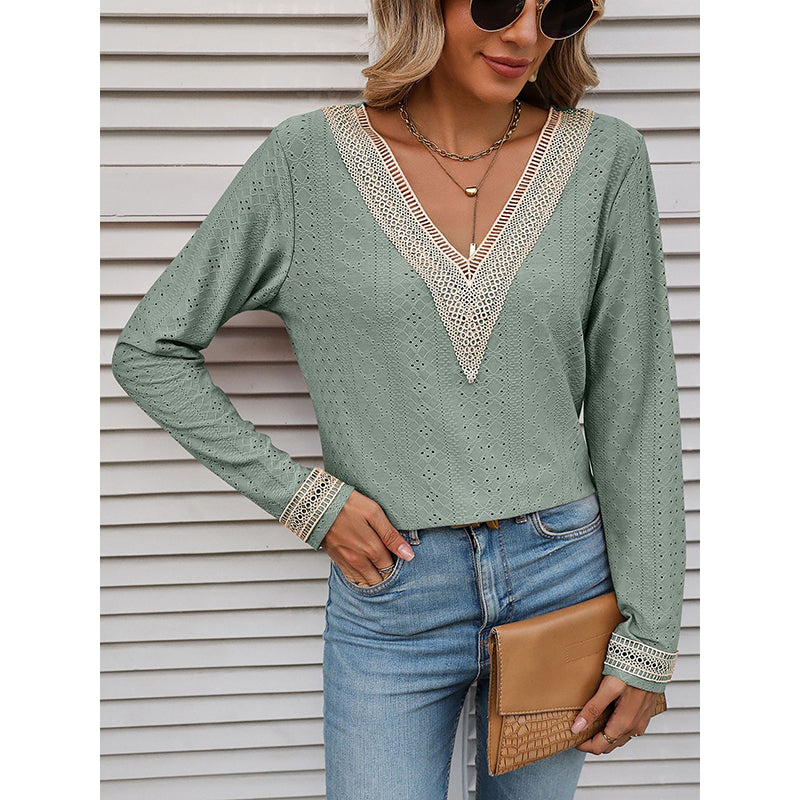 Green Lace Detailed V-Neck Casual Top