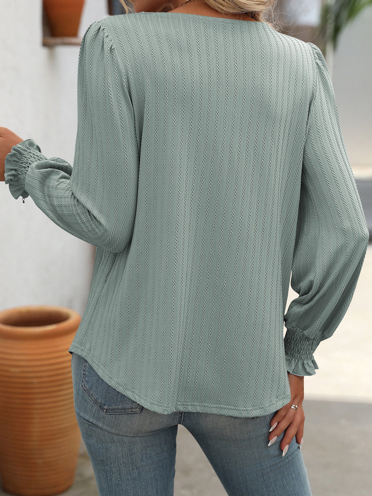 Women Solid Square Neck Top